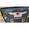 Image 7 : Framed Atlanta Thrashers Jersey and 7 Hockey Cards