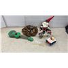 Image 1 : Maestro Ukulele, Pinecone Wreath, Santa Jar, Snowmen Figurines, Bouncing Buggy Toy