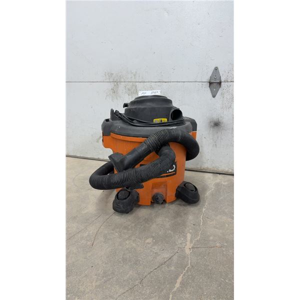 Ridgid Wet/Dry Shop Vacuum with Hose