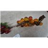 Image 5 : 2 Glass Grape Clusters on Driftwood and Blue Art Glass Bowl