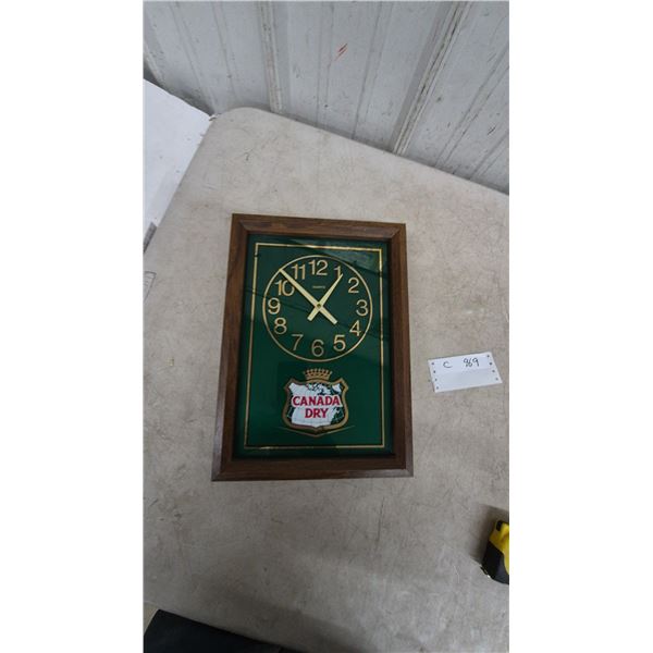 Canada Dry Quartz Wall Clock and Movement