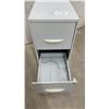 Image 2 : Two-Drawer Metal Filing Cabinet