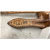 Image 3 : AMSCO Selkirk Cast Iron River Grappling Anchor with Yellow Rope