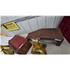 Image 5 : Pair of Vintage Yellow Jack Stands, 2 Red Metal Ramps