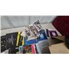 Image 8 : Collection of Vinyl Records: 45s, LPs, and empty Sleeves, Elvis Presley, John Lennon