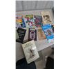 Image 4 : Gray's Anatomy, Spawn Comics, Amazing Spider-Man, Jukebox Collector Newsletters