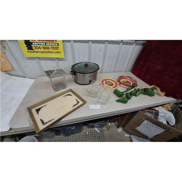 Bravetti Slow Cooker, 2 Glass Baking Dishes, Circus Tin Plates, and Faux Pepper Garland