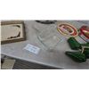 Image 4 : Bravetti Slow Cooker, 2 Glass Baking Dishes, Circus Tin Plates, and Faux Pepper Garland