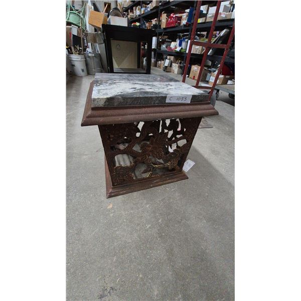 Cast Iron and Marble Pedestal Table,17”×17”×17”