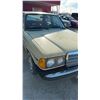 Image 6 : 1977 Mercedes-Benz 280E 4-Door – 6 Cylinder, Runs & Drives, Great Collectors Car! 