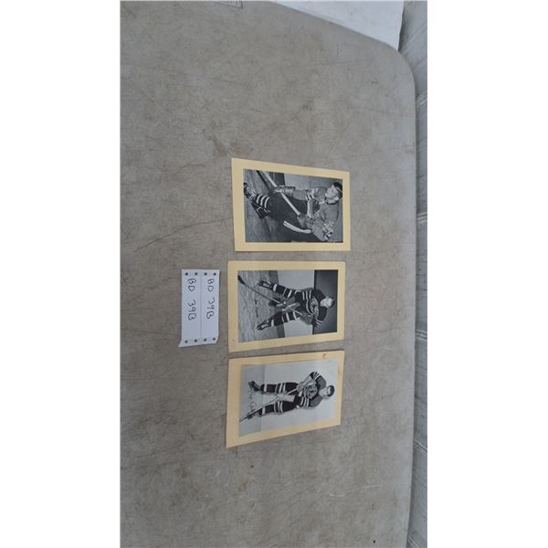 Vintage 1950s Chicago Blackhawks Bee Hive Hockey Photo Lot: Eric Nesterenko, Joe Papike, and Bob