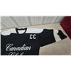 Image 3 : Canadian Club Hockey Jersey, Black and White with Gold Trim, "CC" sz. Xl