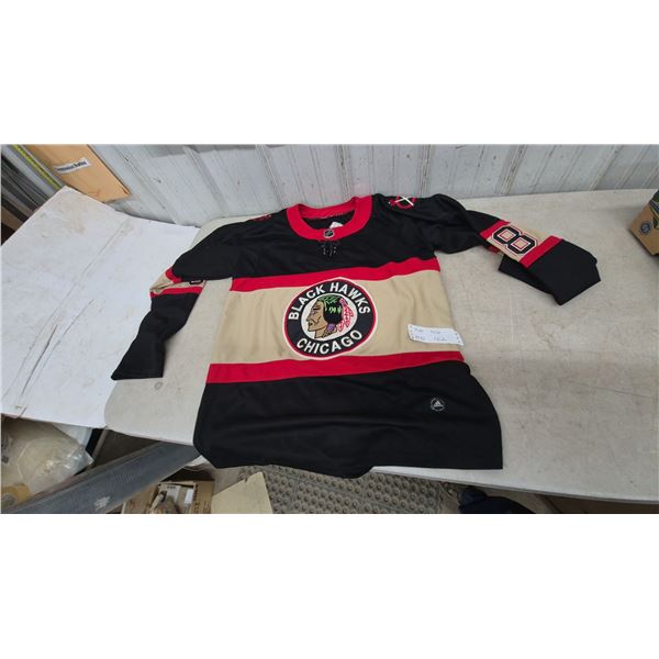 Adidas Chicago Blackhawks Patrick Kane #88 Hockey Jersey. Xl