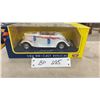 Image 1 : Motor Max 1934 Ford 1/24 Scale Diecast Model Car