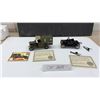 Image 1 : National Motor Museum Mint 1918 Ford Model T Ambulance and Model T Roadster Die-Cast Models