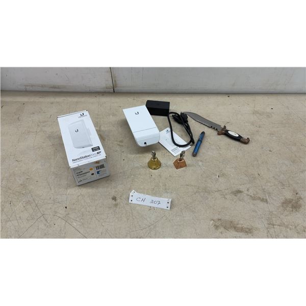 Ubiquiti NanoStation LocoM2 2.4 GHz 8 dBi airMAX Wireless CPE, Knife, Bells
