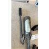 Image 3 : Vintage Hydraulic Jack with Chain Hook and Base Plate