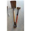 Image 5 : Yard Tools, 3 Shovels and Sledgehammer with Taped Handle