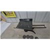 Image 4 : Vintage U.P.O. Postal Scale, and 4 Cast Iron Weights