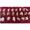 Image 5 : Fifty Wade Whimsies Miniature Ceramic Animal Figurines, Bears, Foxes, Birds