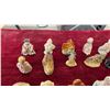 Image 2 : 24 Wade Ceramics Nursery Rhyme Figurines Complete Set