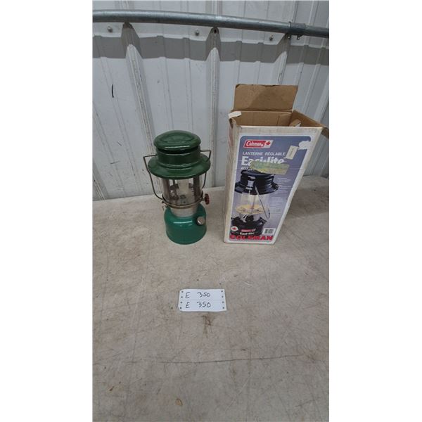 Coleman Easilit 2000 Model 335 Lantern and Box