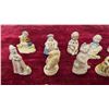 Image 2 : 24 Wade Complete Set of Nursery Rhyme and Storybook Porcelain Figurines
