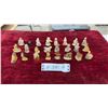 Image 1 : 24 Wade Porcelain Nursery Rhyme Figurines, Complete Set