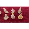 Image 4 : 24 Wade Porcelain Nursery Rhyme Figurines, Complete Set