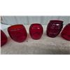 Image 3 : Six Red Glass. Lantern fonts