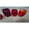 Image 4 : Six Red Glass. Lantern fonts