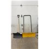 Image 1 : Snow Shovel with Wooden Handle and Snow Pusher