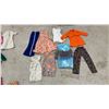 Image 5 : Mattel Barbie Light-Up Bedroom Playset, (Missing a few Pieces, List on Last pic) With 4 Fashion