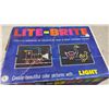 Image 9 : Vintage Hasbro Lite-Brite No. 5455 Light Toy Set with Pegs, Looney Tunes Pattern Sheets