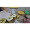 Image 5 : Kitchenware Lot: Pink Kettle, White Wire Basket, Blue Utensil Tray, Yellow Bowls
