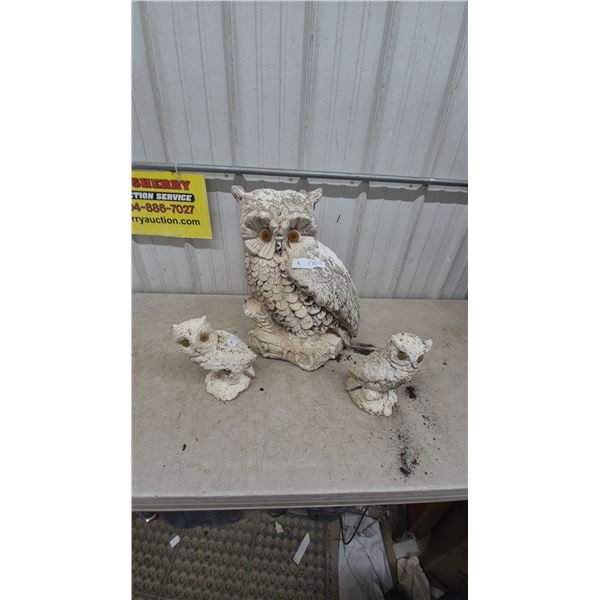 Owl Garden Statues: Large Owl Statue 21”, 2 Small Owl Statues