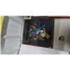 Image 2 : Antique pictures