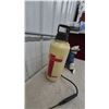 Image 5 : Mastercraft 1.5 Gal. / 13.3 L Sprayer and Nautical Captain Figurine