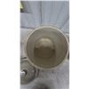 Image 5 : Two Medalta Stoneware Co. Crocks with Lids: 3 Gallon and 2 Gallon