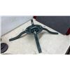 Image 11 : Double Quick Hand Pump, Tape Measures, Light Fixtures