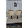 Image 1 : Pair of Table Lamps with Fabric Shades and Turned Wood Bases