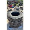 Image 2 : 4 BFGoodrich 11 R24.5 STS56 Tires