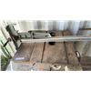 Image 3 : Delta Unifence Table Saw and Fence System, Cast Iron Table, Hand Wheels