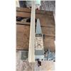 Image 4 : Delta Unifence Table Saw and Fence System, Cast Iron Table, Hand Wheels