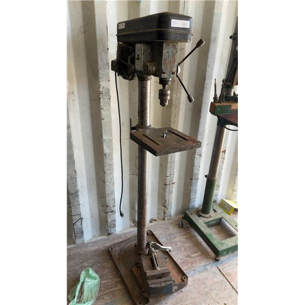 Delta Milwaukee Floor Model Drill Press with Vise and Chuck Key