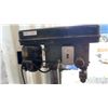Image 3 : Delta Milwaukee Floor Model Drill Press with Vise and Chuck Key