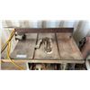 Image 3 : Table Saw, Blade, Fence, Miter Gauge, and Rolling Stand