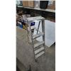 Image 4 : Aluminum 5-Step Ladder with Paint Tray