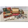 Image 1 : Vintage NOMA Bubble-Lites Christmas Lights, Glass Ornaments, Pinecones and Noel Candle Holders