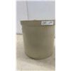 Image 3 : Medalta Stoneware Ltd. 4-Gallon Vintage Stoneware Crock, Medicine Hat